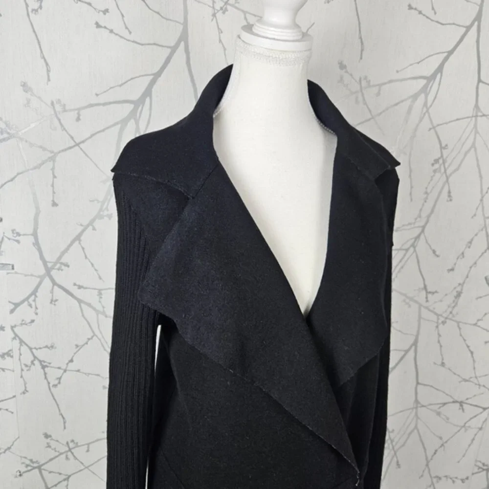 Annette Gortz Black Boiled Wool Hook & Eye Did Sweater Jacket - Picture 2 of 14